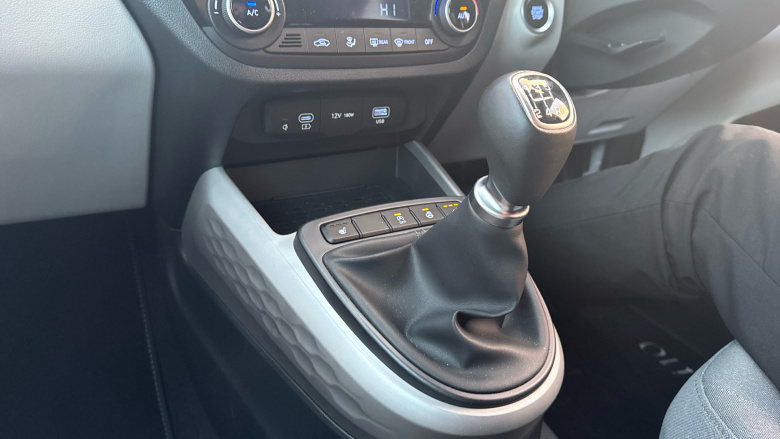 Hyundai i10 1.0 [63] Premium 5dr [Nav] Petrol Hatchback